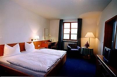 Gasthof Hotel Rueckerl Walderbach ภายนอก รูปภาพ